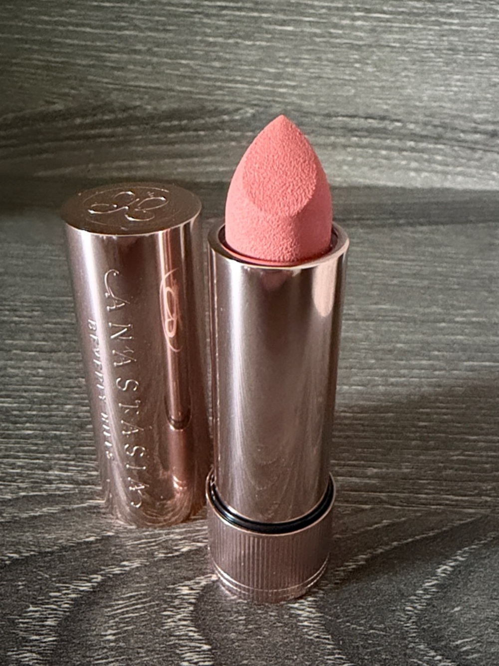 NWT Anastasia Beverly Hills Hush Pink Matte Lipstick .10 oz